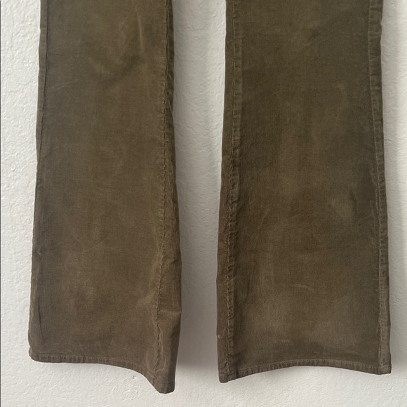 Like New! We The Free Jayde Corduroy Flare Pants Green in Size  27 - Picture 6 of 16